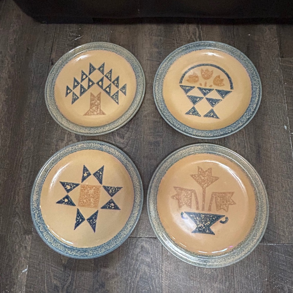 4 Pfaltzgraff Museum  American Folk Art MAFA Dinner Plates America Quilt pattern